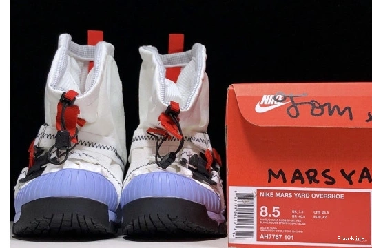 Yard Sachs' AH7767-101 - Mars Overshoe Nike 'Tom 1002